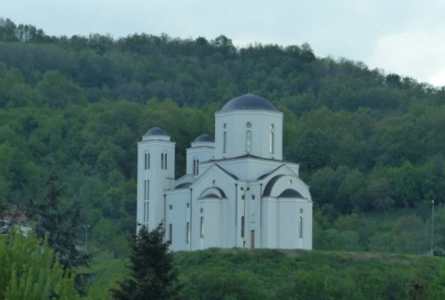 uredenje-hrama-svetog-kneza-lazara-pri-kraju