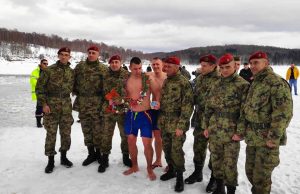 Nikola Nedeljković prvi do Časnog krsta na Vlasinskom jezeru